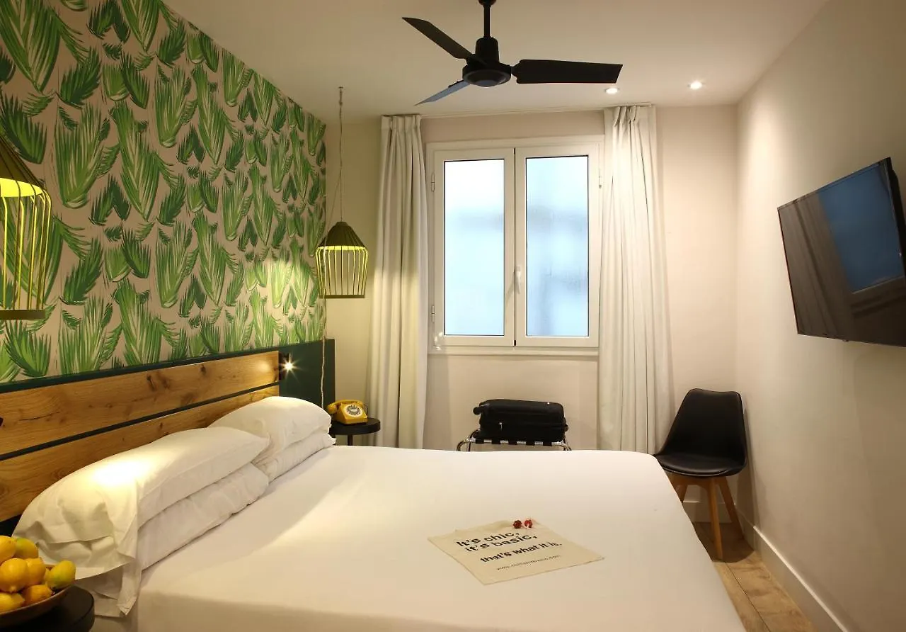 **  Chic & Basic Lemon Boutique Hotel Barcelona Spain