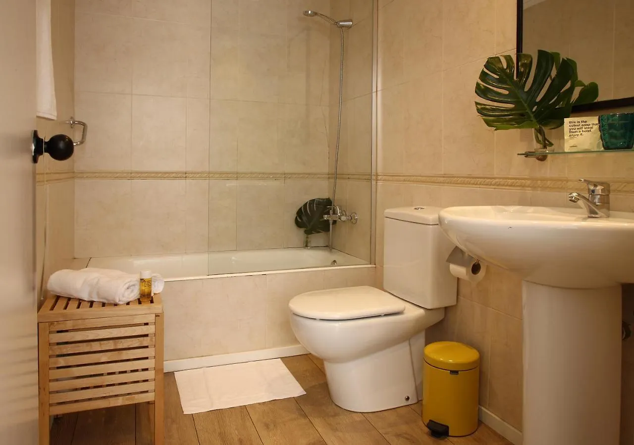 Chic & Basic Lemon Boutique Hotel Barcelona